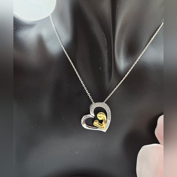 ♥️ LOVING MAMA STERLING SILVER NECKLACE - Picture 2 of 5